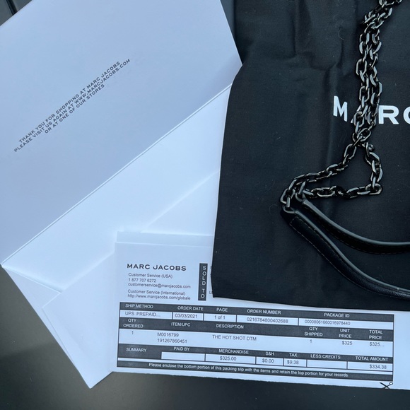 Marc Jacobs Black Crossbody - Picture 4 of 10